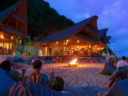 Sundays Beach Club